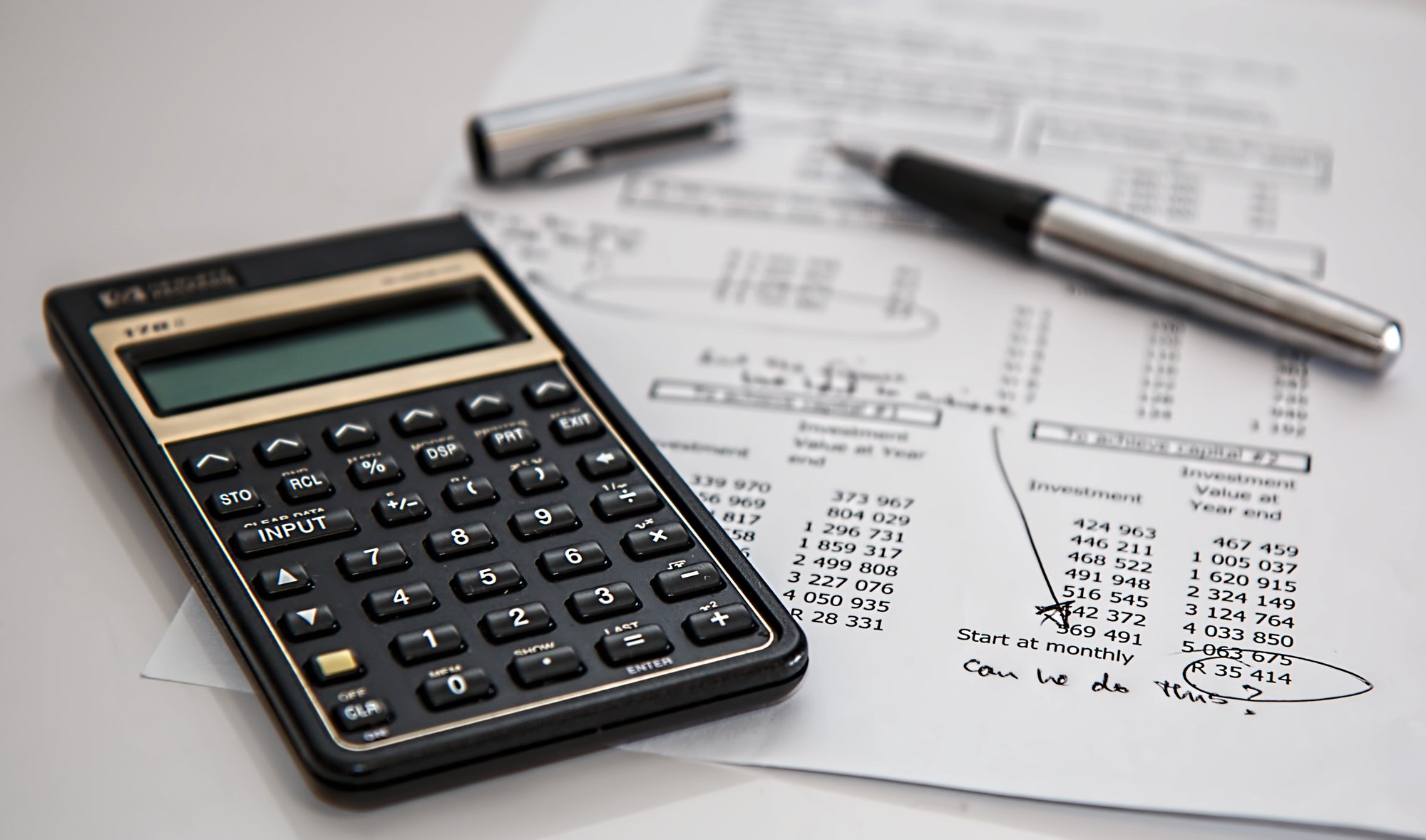 Survey: What 100 Financial Leaders Say About Sales Tax in 2021
